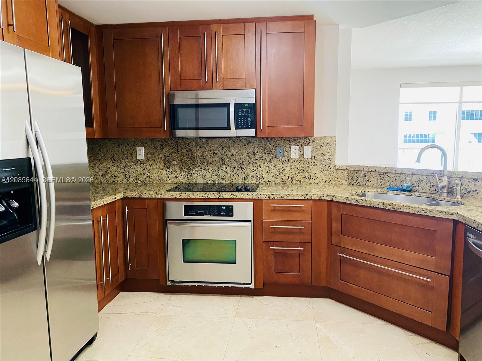118 Zamora Ave # 409 — Photo 5