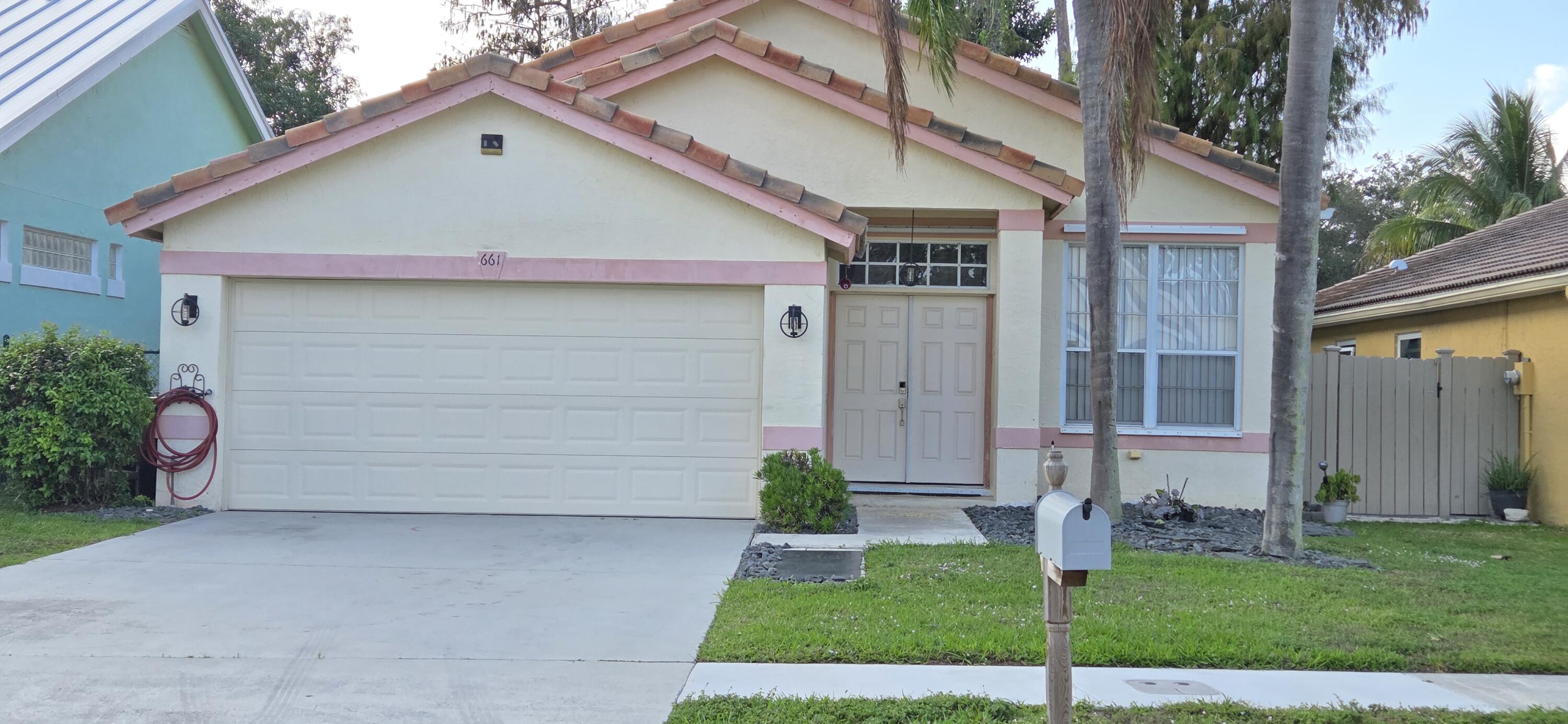 661 Lake Wellington Drive, Wellington FL 33414