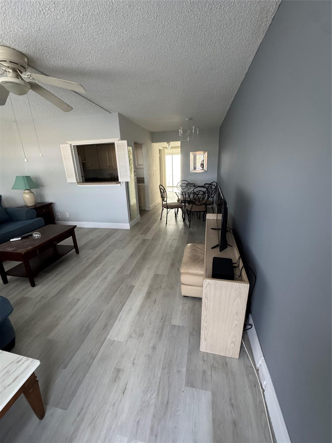 295 Newport T # 295 — Photo 5