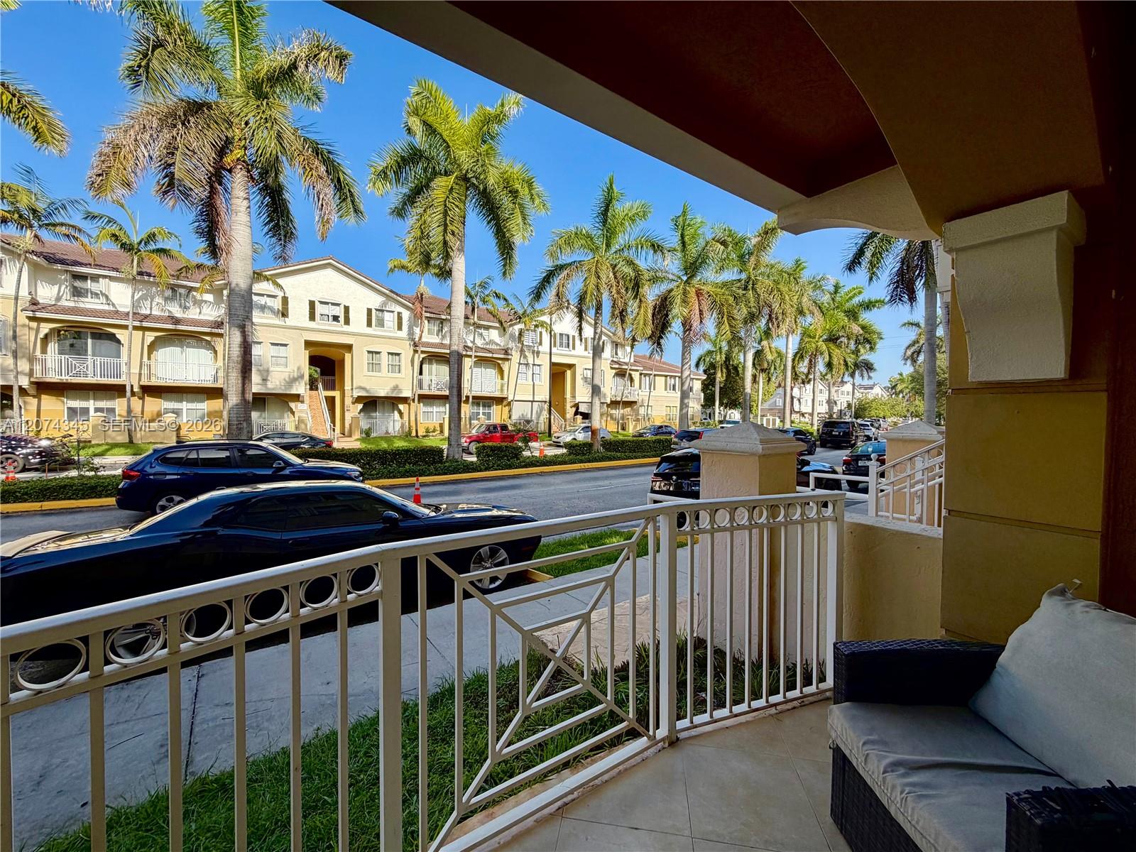 8964 W Flagler St # 107, Miami FL 33174