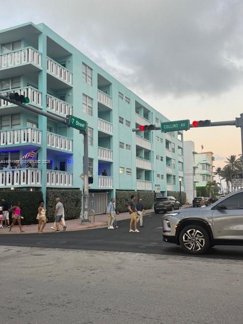 701 Collins Ave # 2B, Miami Beach FL 33139