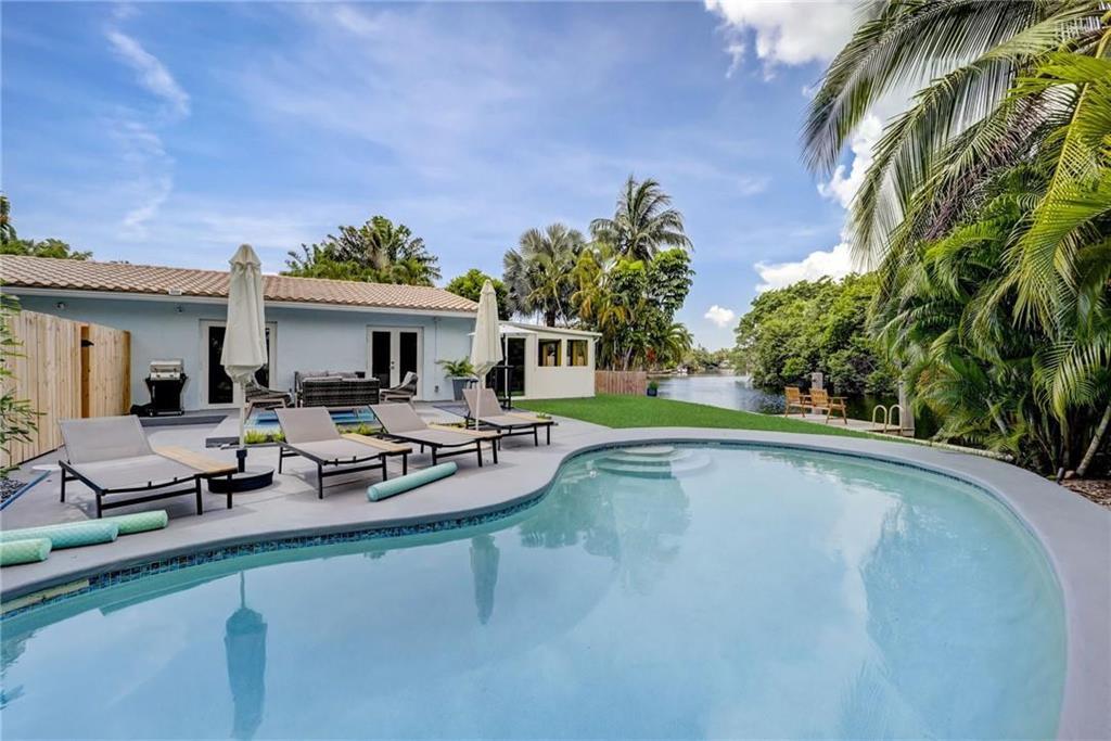 50 NE 30th Court # 2, Wilton Manors FL 33334