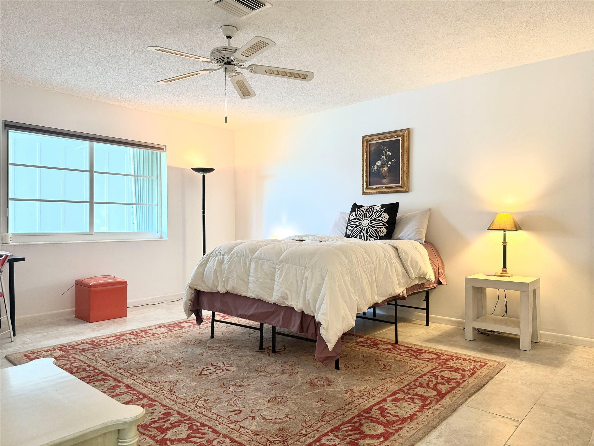 669 W Oakland Park Boulevard # 220b — Photo 4