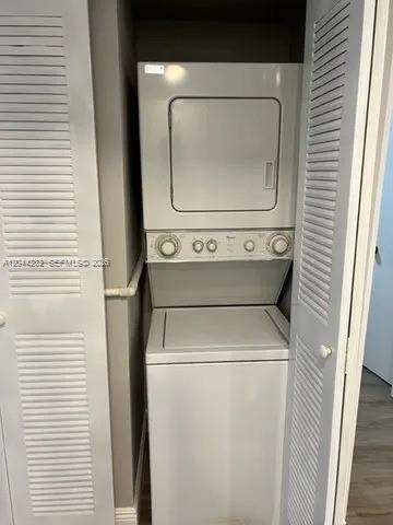 777 SW 9th Ave # 414, Miami FL 33130