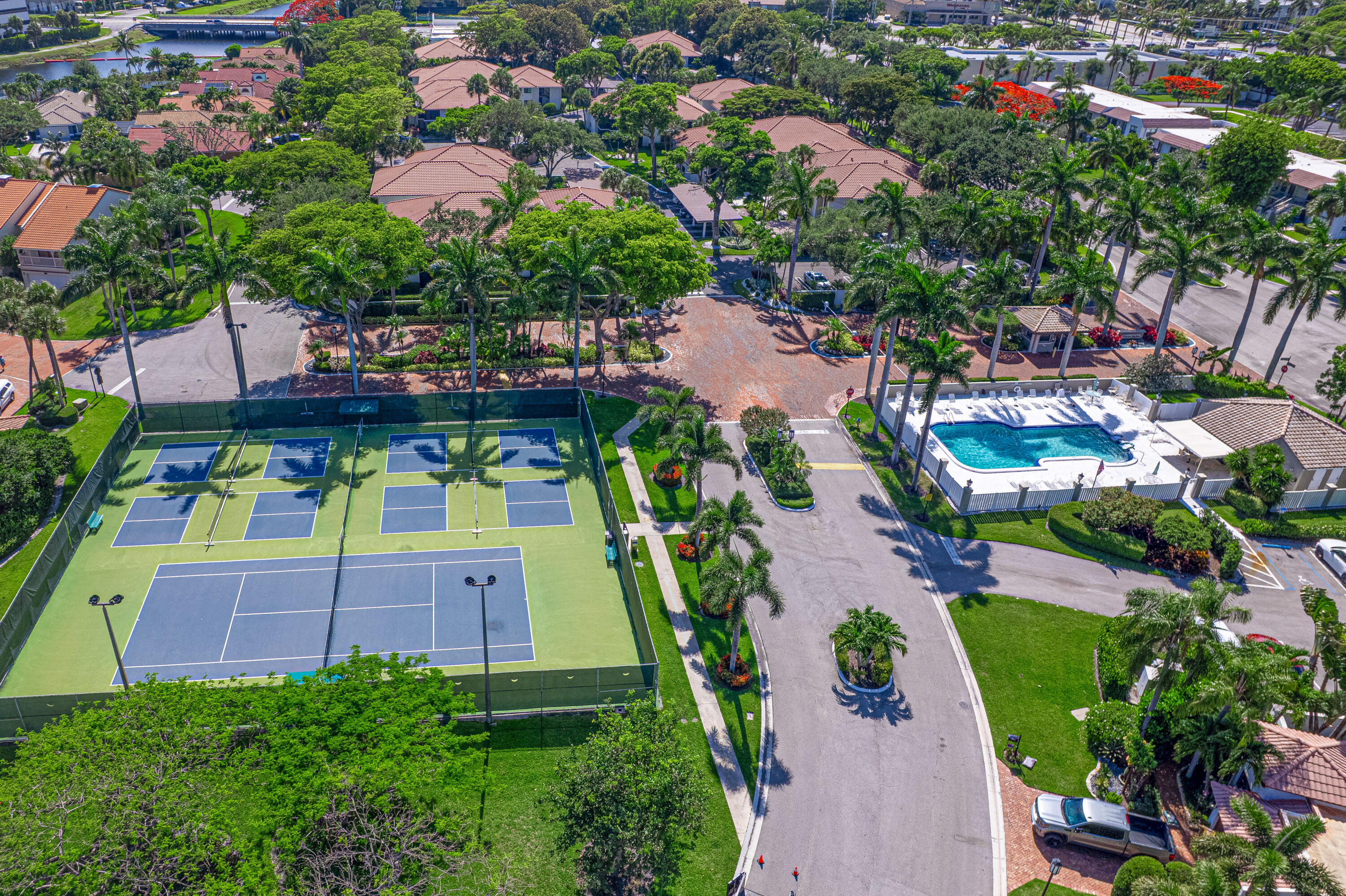 65 PELICAN POINTE Drive # 2030, Delray Beach FL 33483
