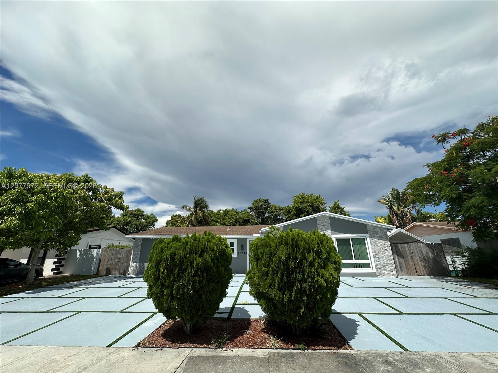 15244 SW 108th Ct — Photo 4