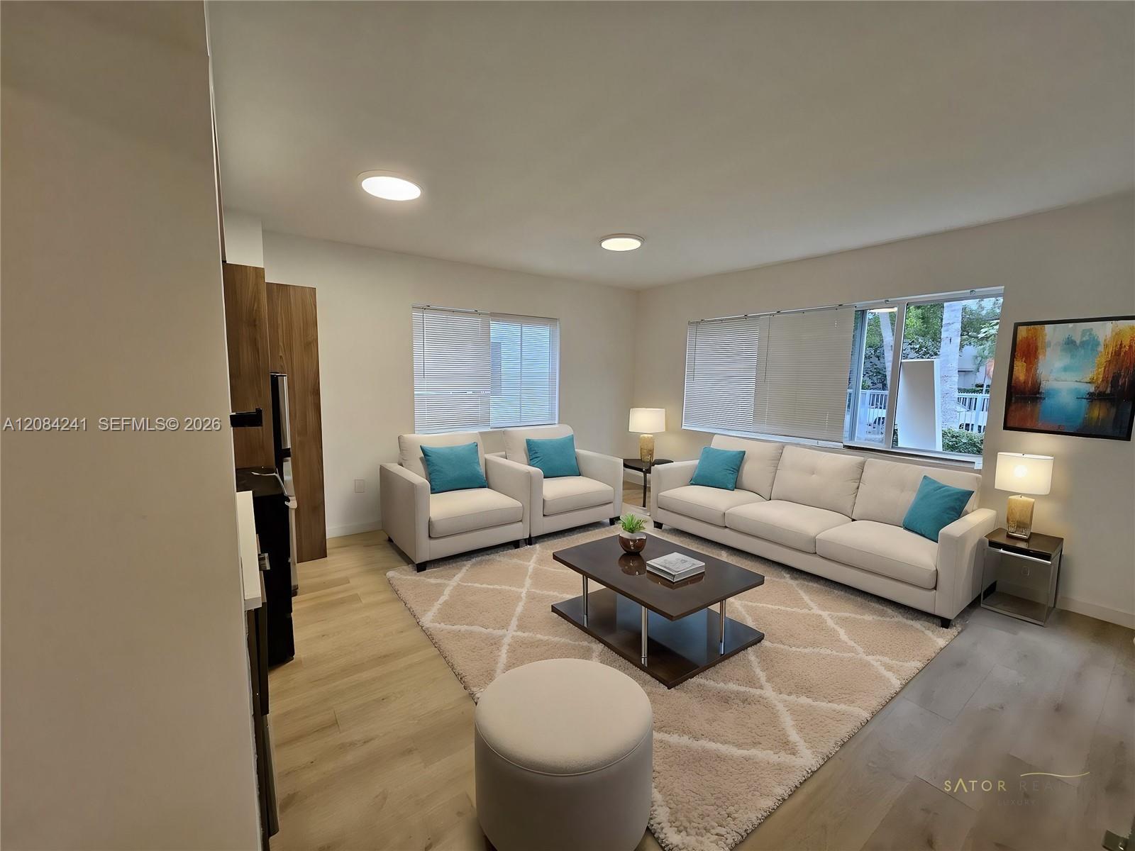 557 Michigan Ave # 211 W/PARKING — Photo 3