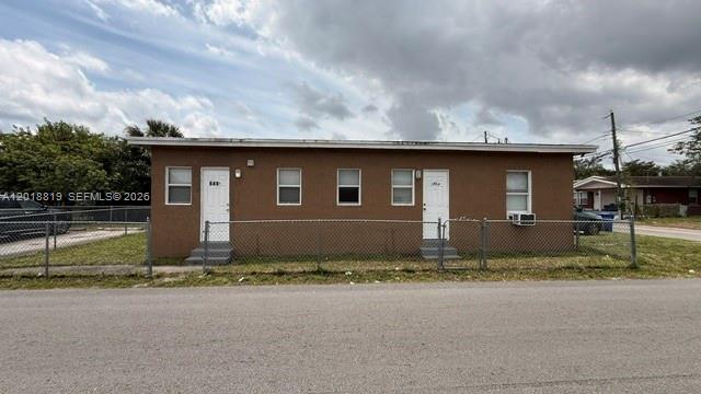 646 NW 14th Ter, Fort Lauderdale FL 33311