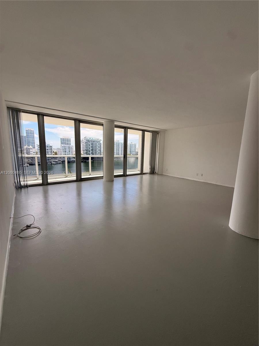 900 Bay Dr # 722 — Photo 5