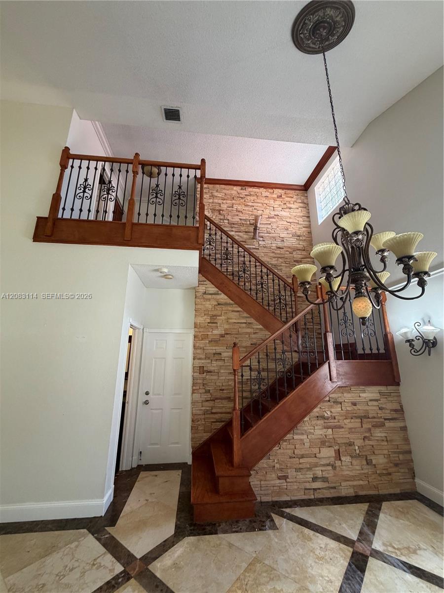 4305 SW 153rd Ave — Photo 2