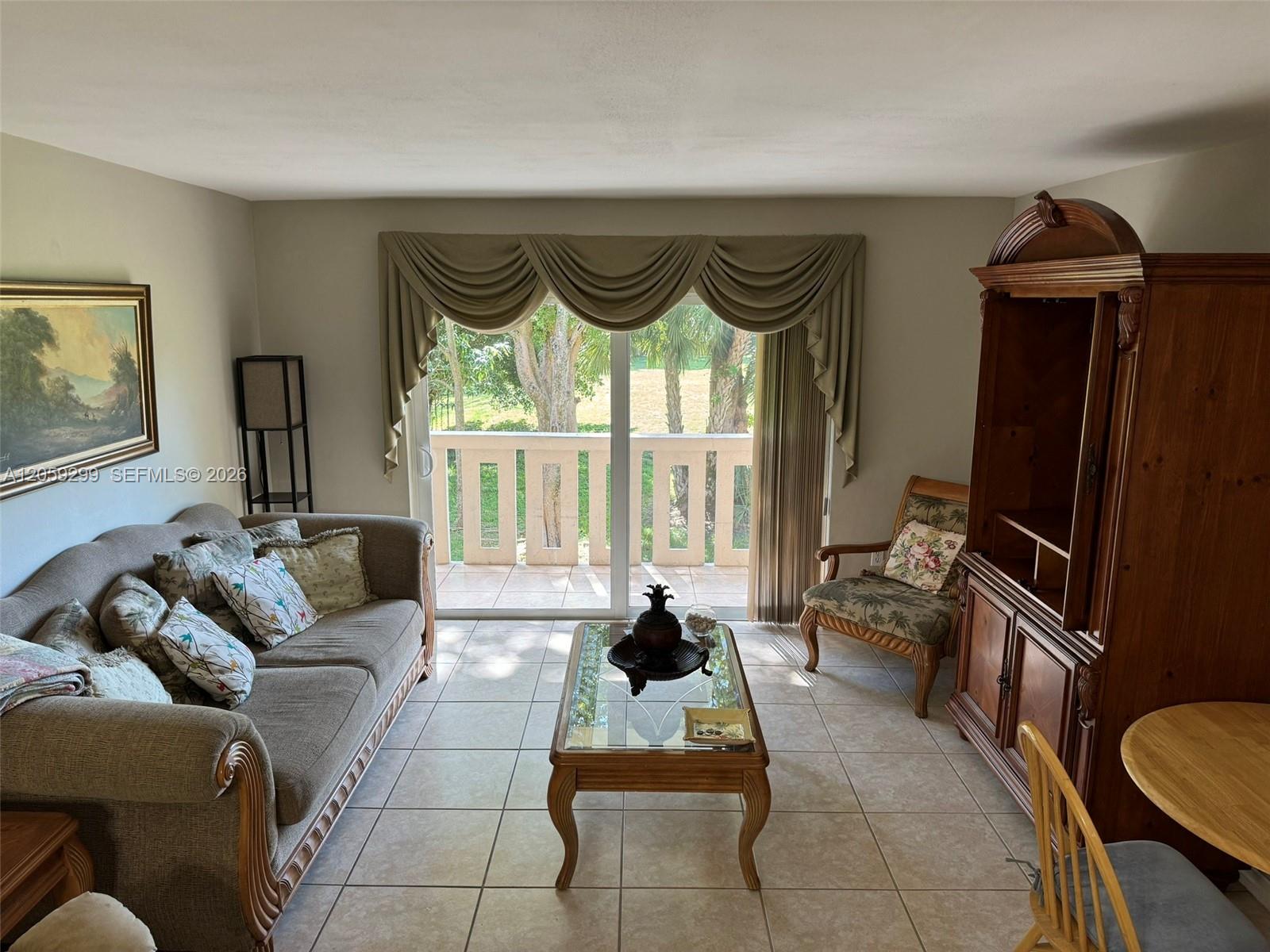 7400 Miami Lakes Dr # D206 — Photo 3
