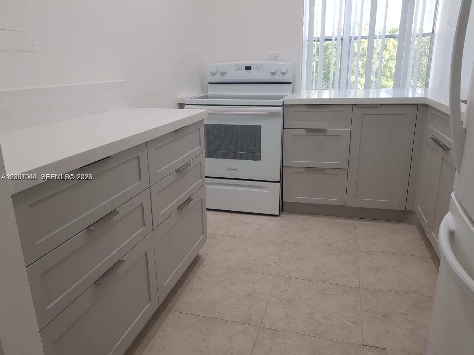 200 177th Dr # 308, Sunny Isles Beach FL 33160