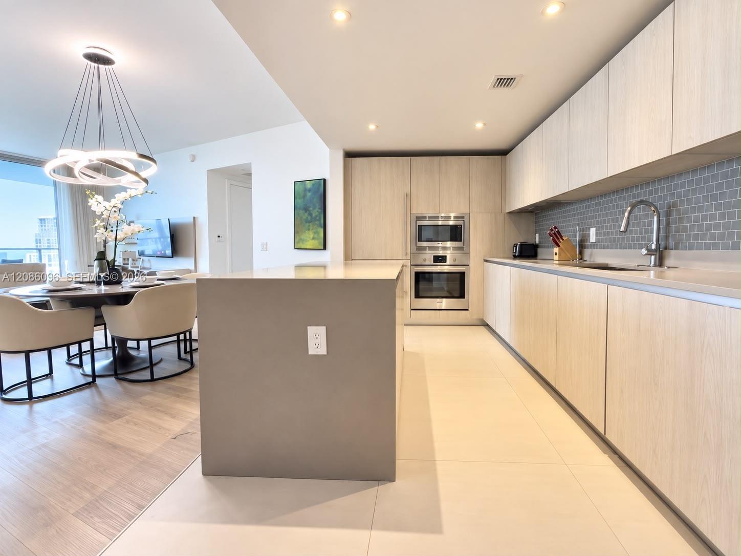 4111 S Ocean Dr # 1904 — Photo 3