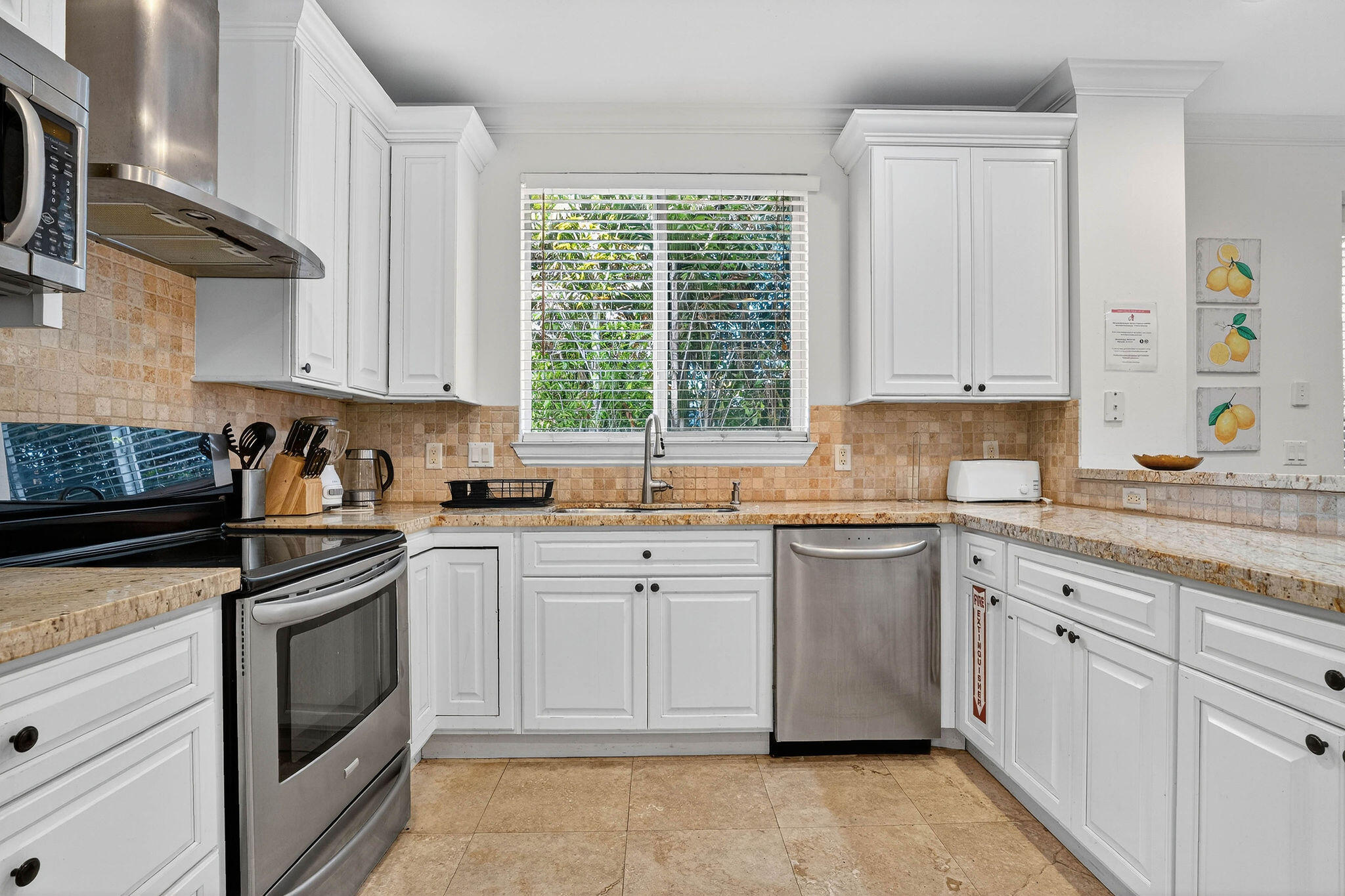 1705 NE 11th Street — Photo 5