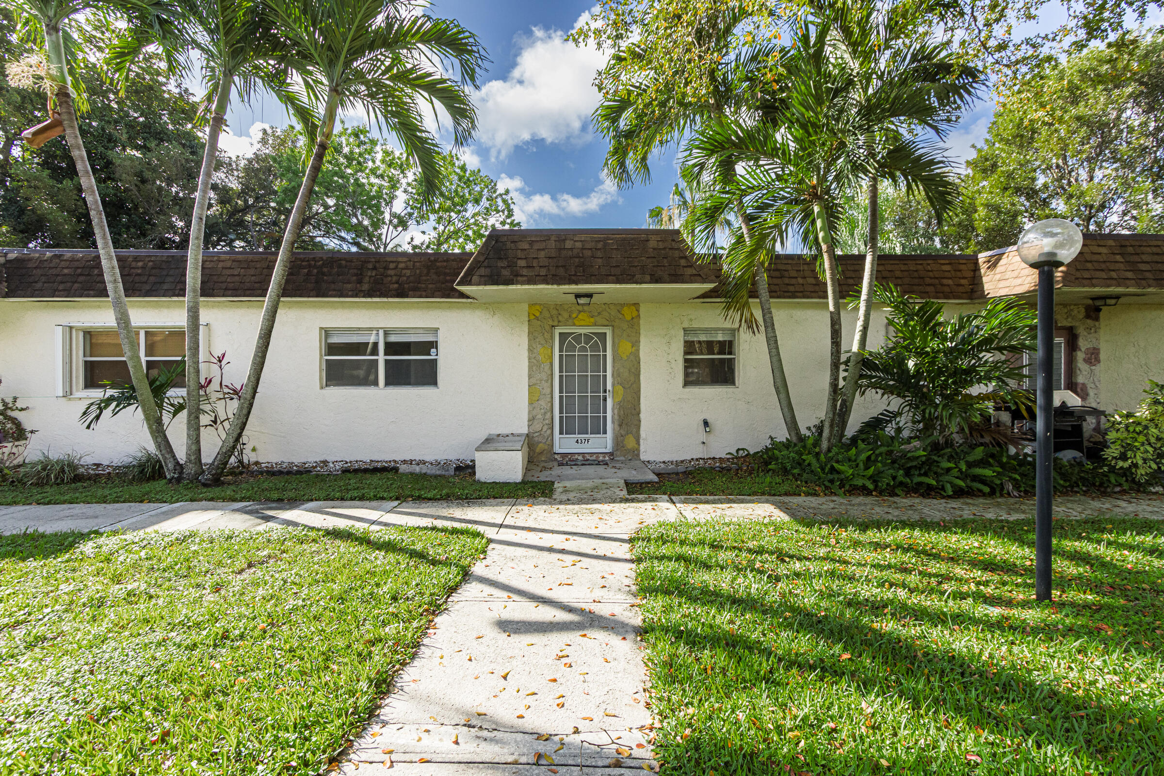 437 SW Natura Avenue # F, Deerfield Beach FL 33441