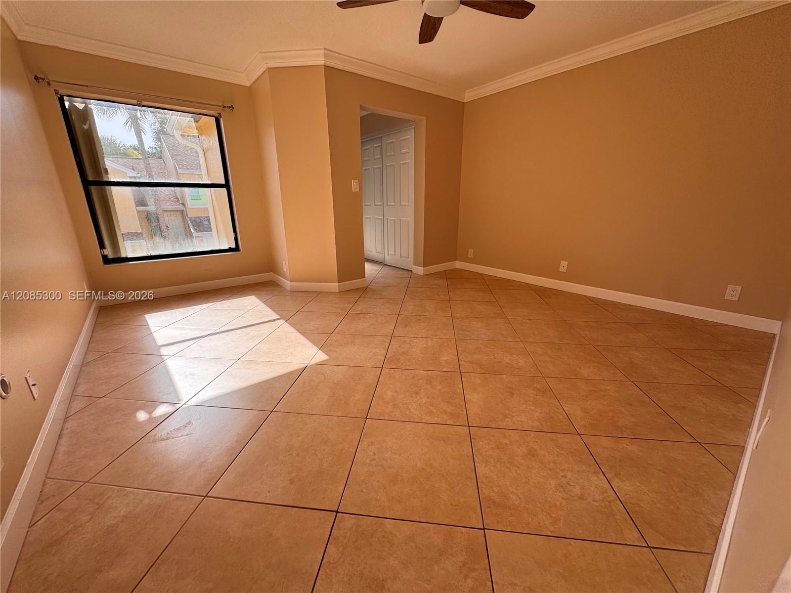 211 SW 95th Ter # 202 — Photo 4