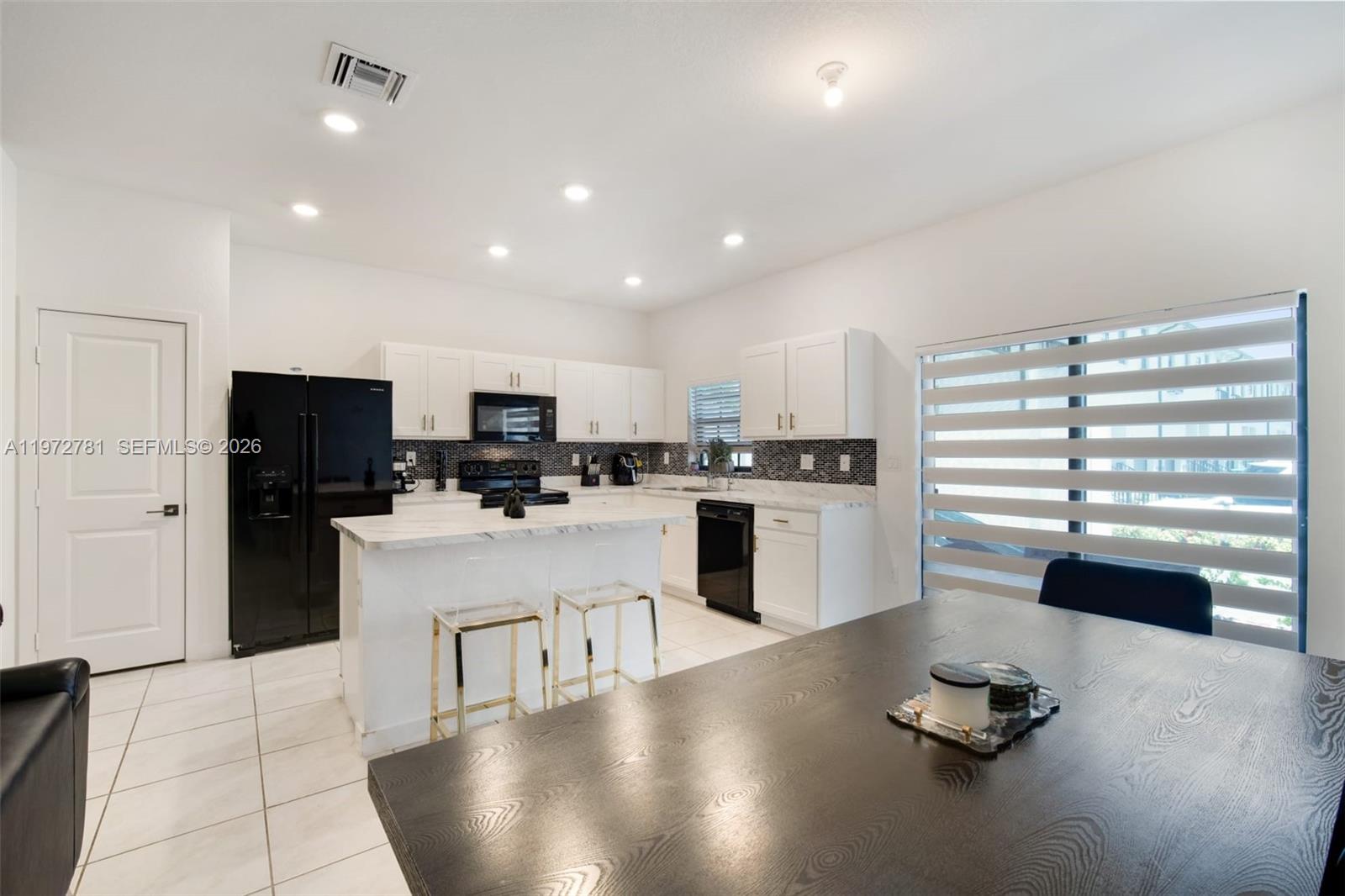1181 SW 7th Ct # 1181 — Photo 4