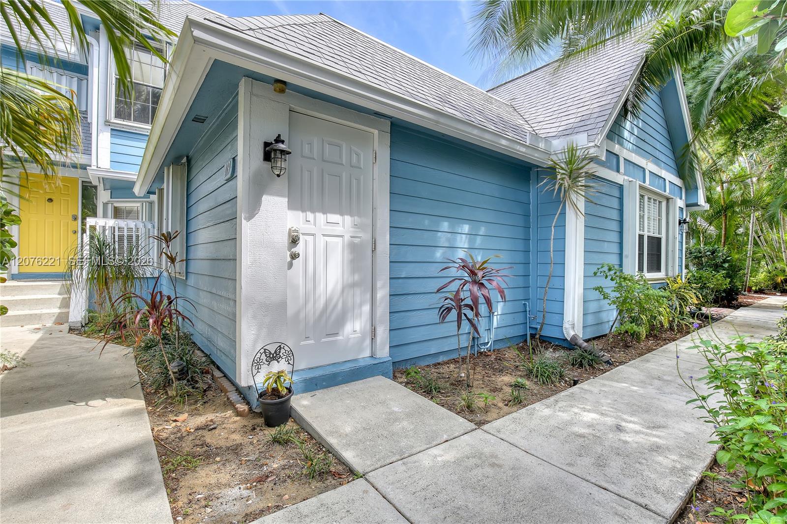 119 Ocean Dunes Cir — Photo 3