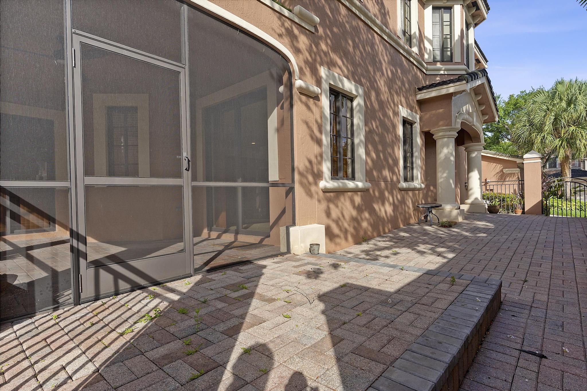2742 Kinsington Circle — Photo 5