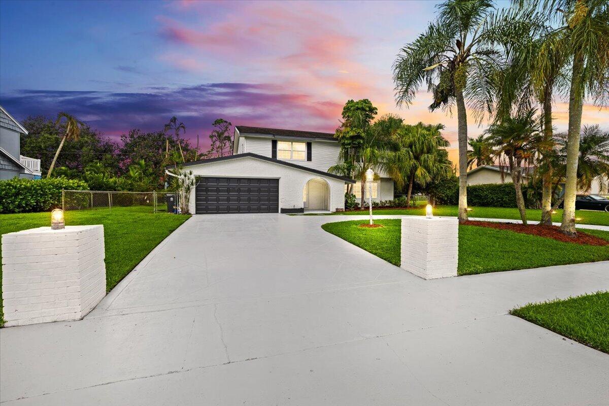 3179 HOYLAKE Road, Lake Worth FL 33467