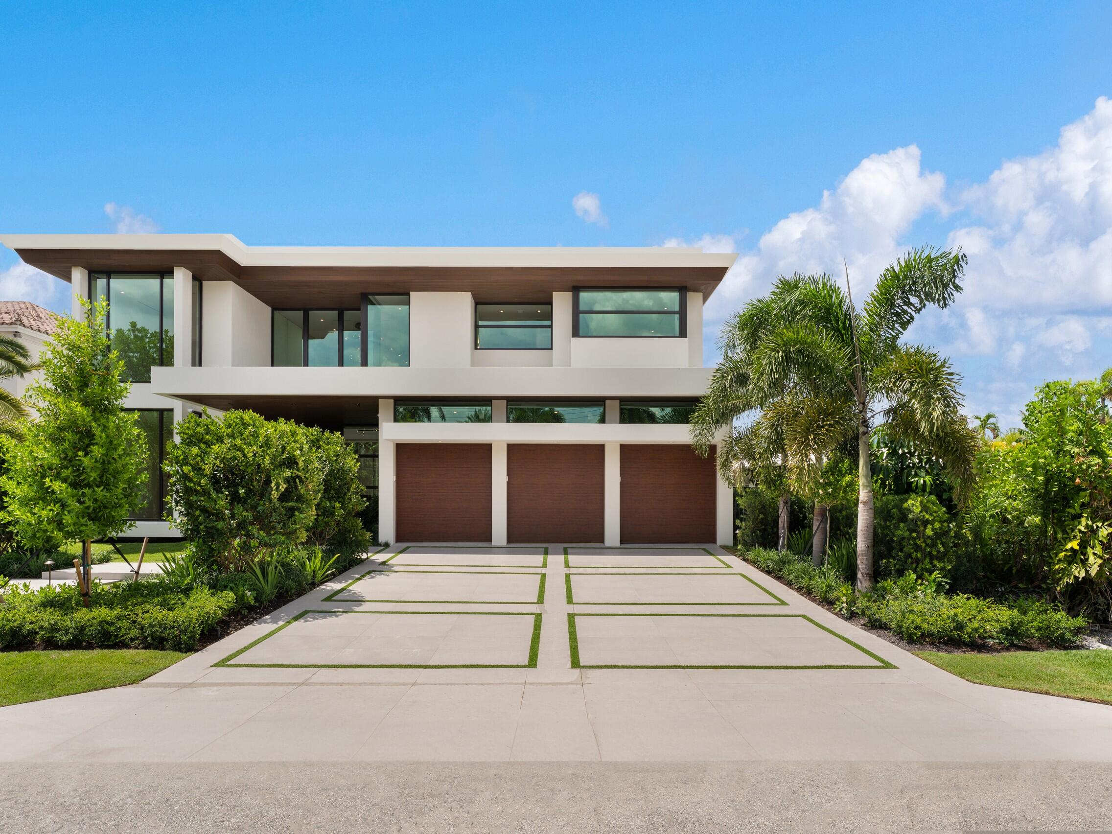 2400 Barcelona Drive — Photo 3