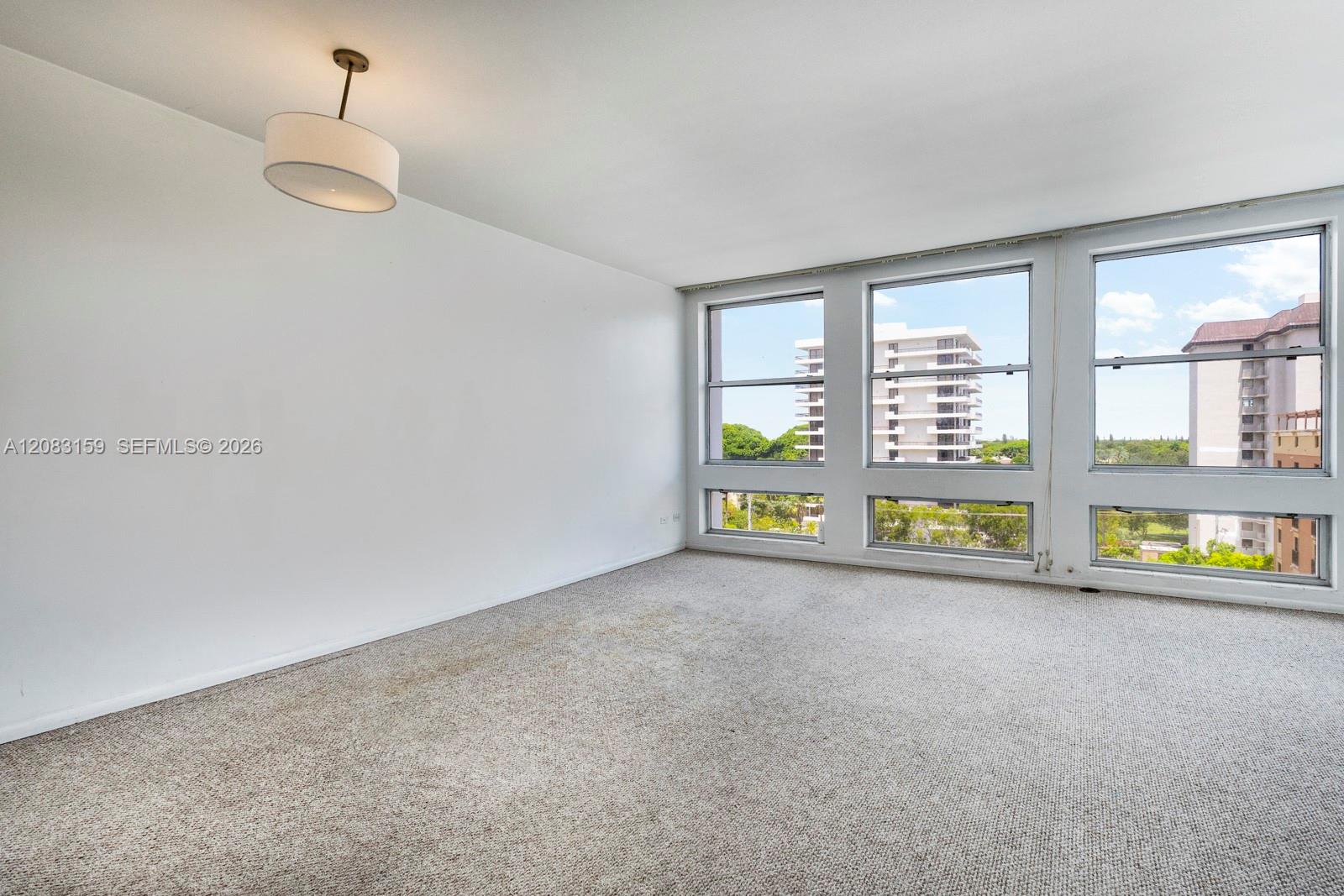 700 Biltmore Way # 719 — Photo 3