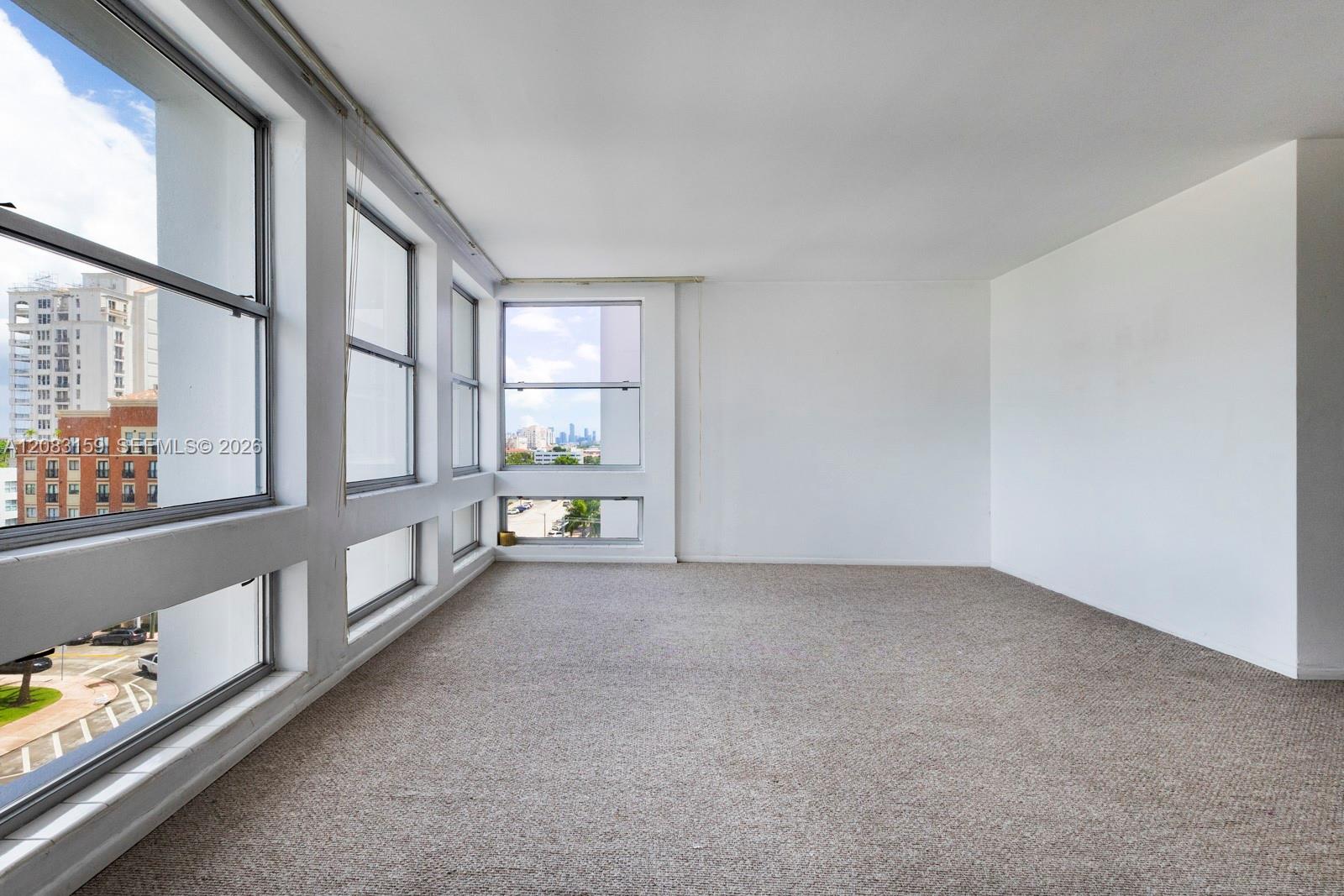 700 Biltmore Way # 719 — Photo 4