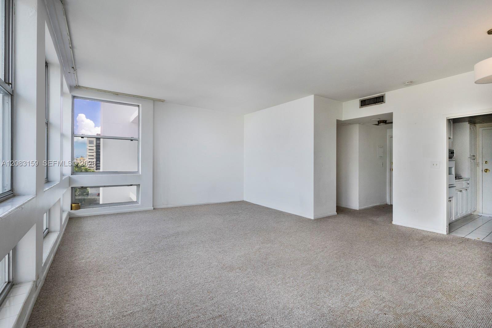 700 Biltmore Way # 719 — Photo 5