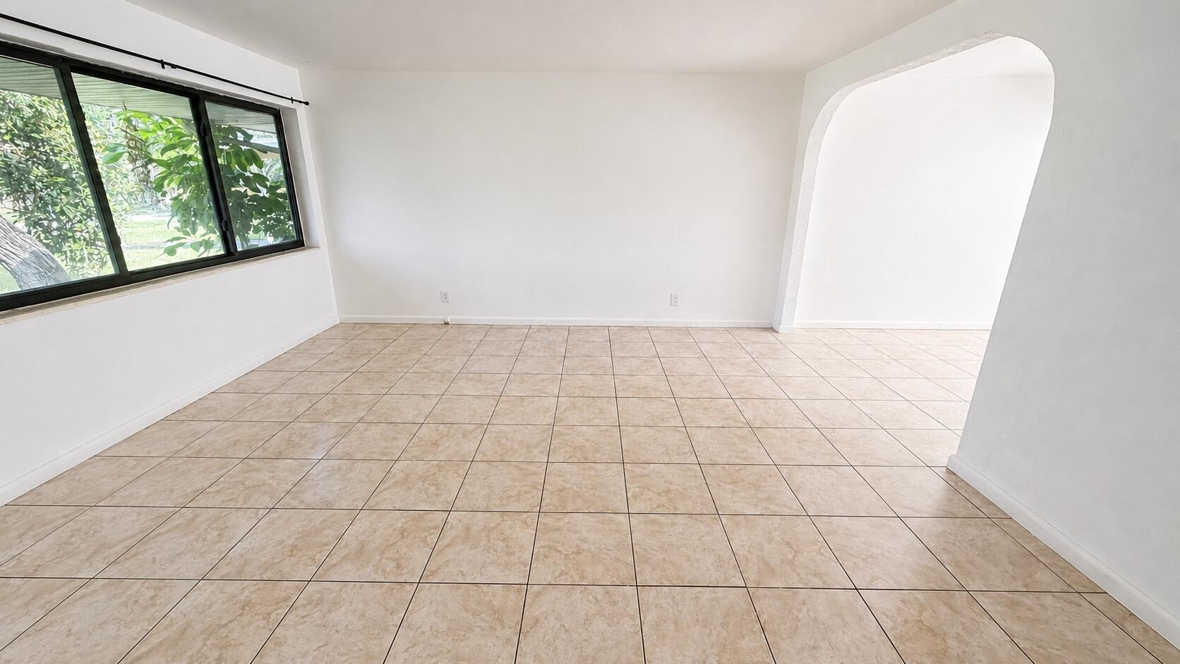 360 NW 65TH Avenue — Photo 5