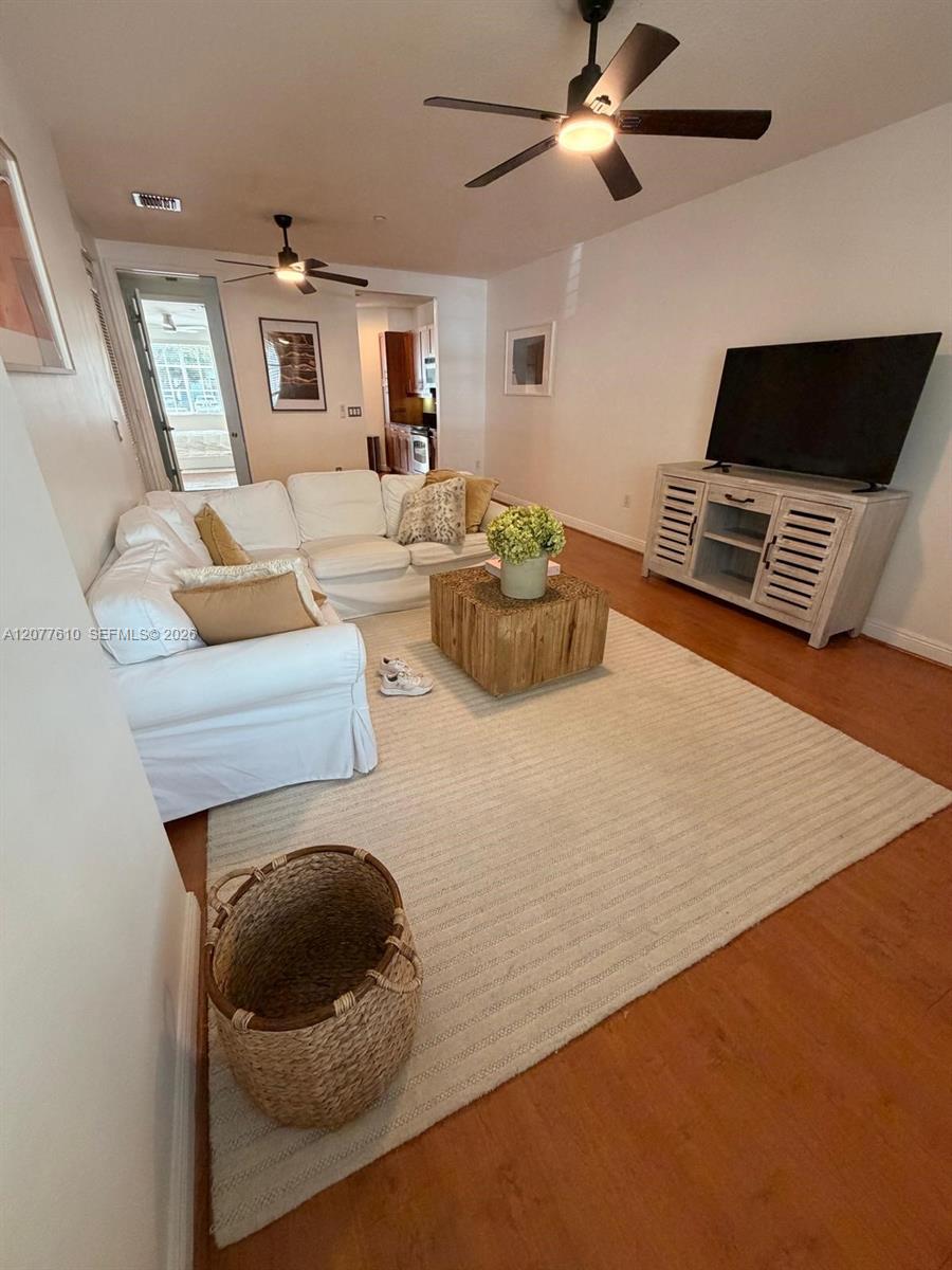 357 SW 13th Ter # 357 — Photo 4