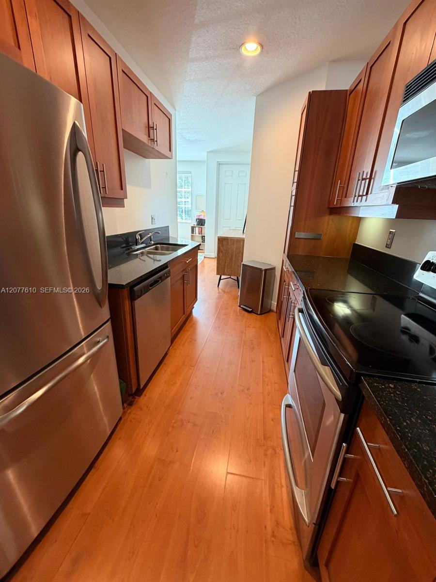 357 SW 13th Ter # 357 — Photo 5