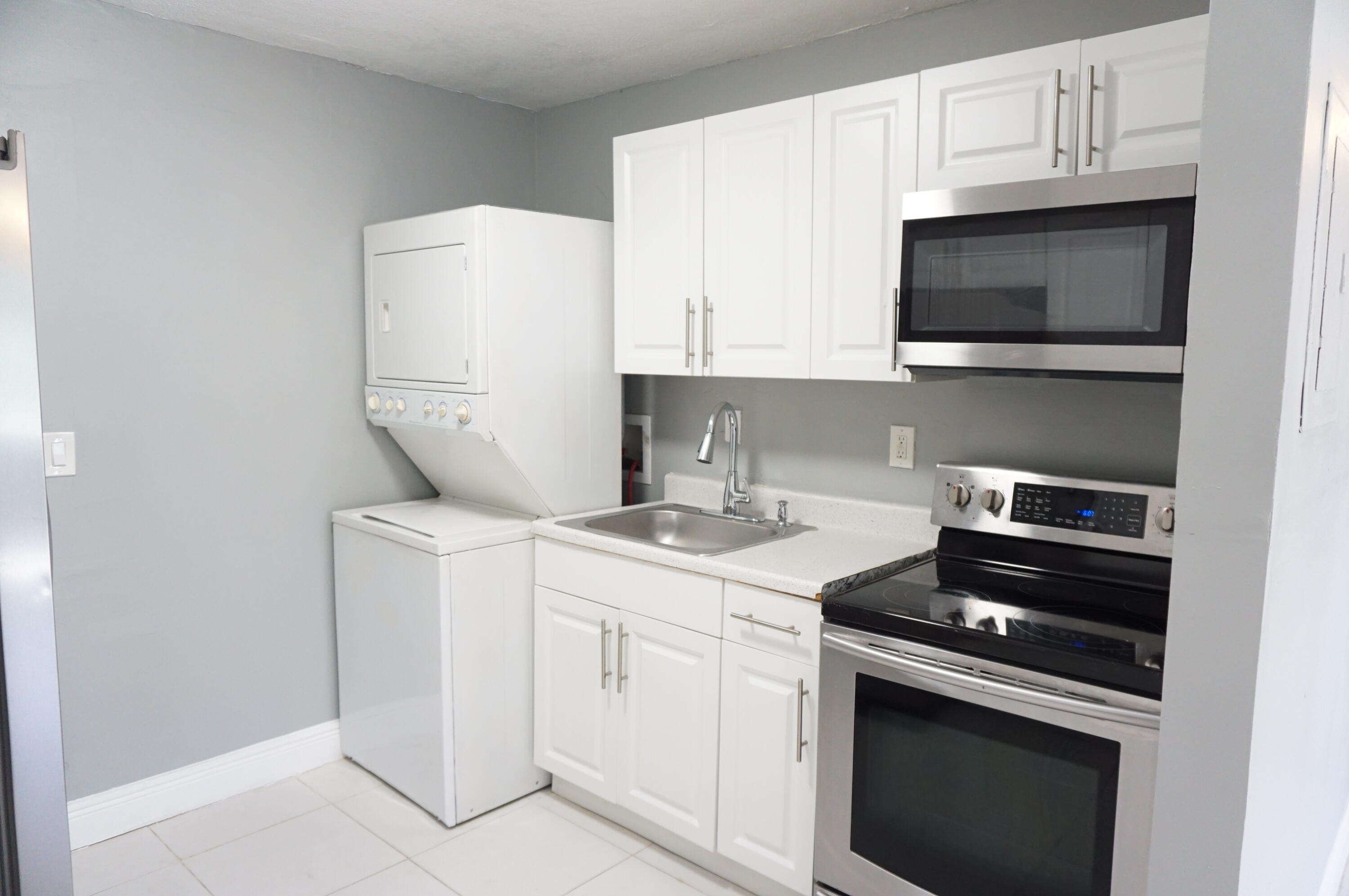 1456 W 29TH Street # 1, Riviera Beach FL 33404