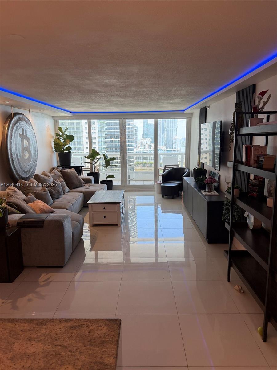 1717 N Bayshore Dr # 2847, Miami FL 33132