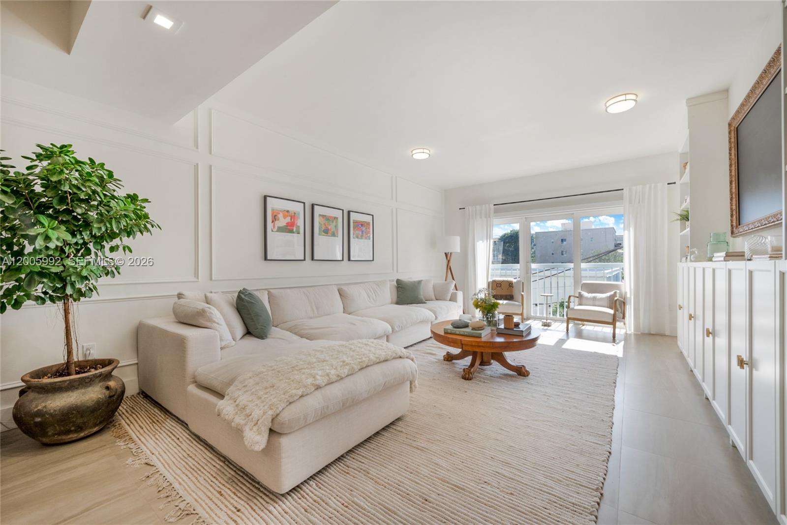 120 Salamanca Ave # 3B, Coral Gables FL 33134