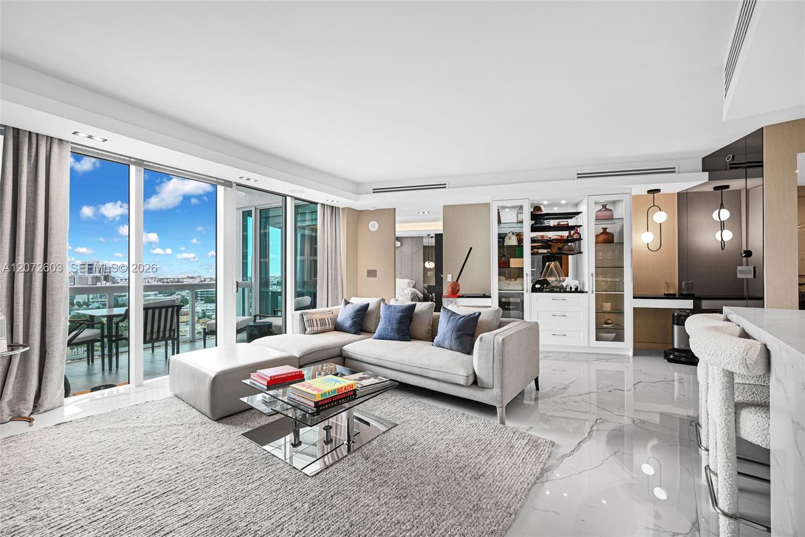 1000 S Pointe Dr # 1706 — Photo 3