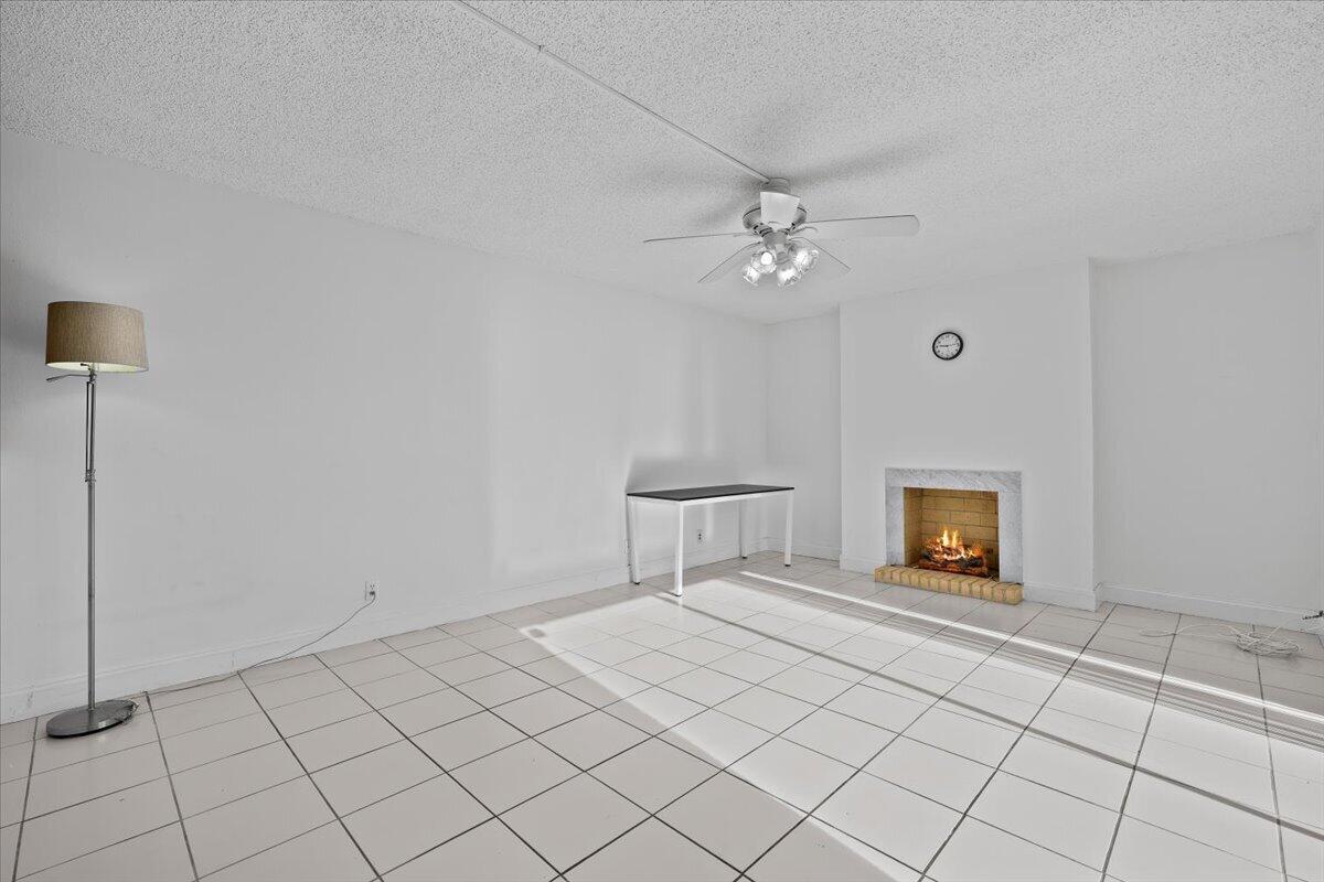1560 FOREST LAKES Circle # C — Photo 5