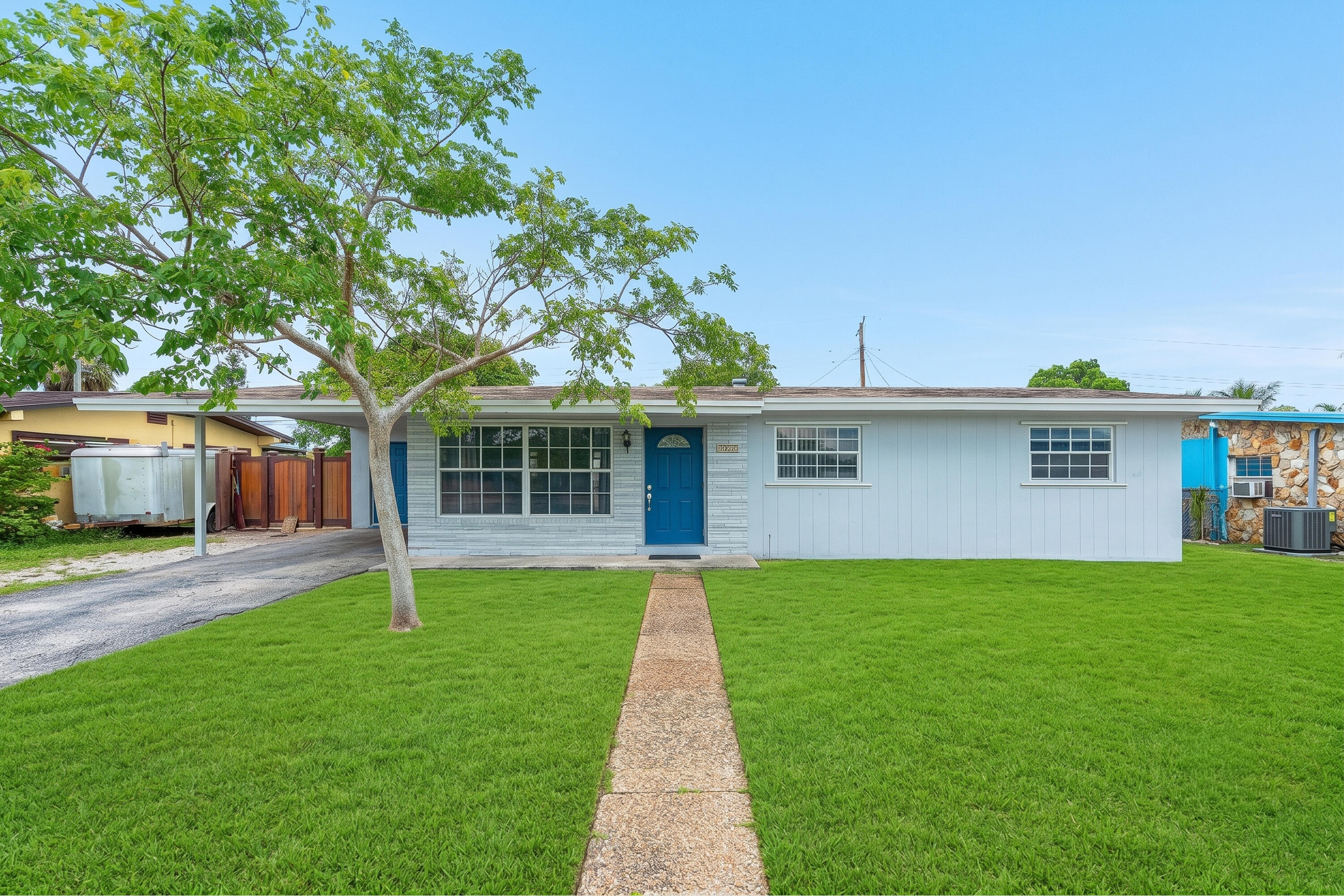 5543 SW 7th Street, Margate FL 33068