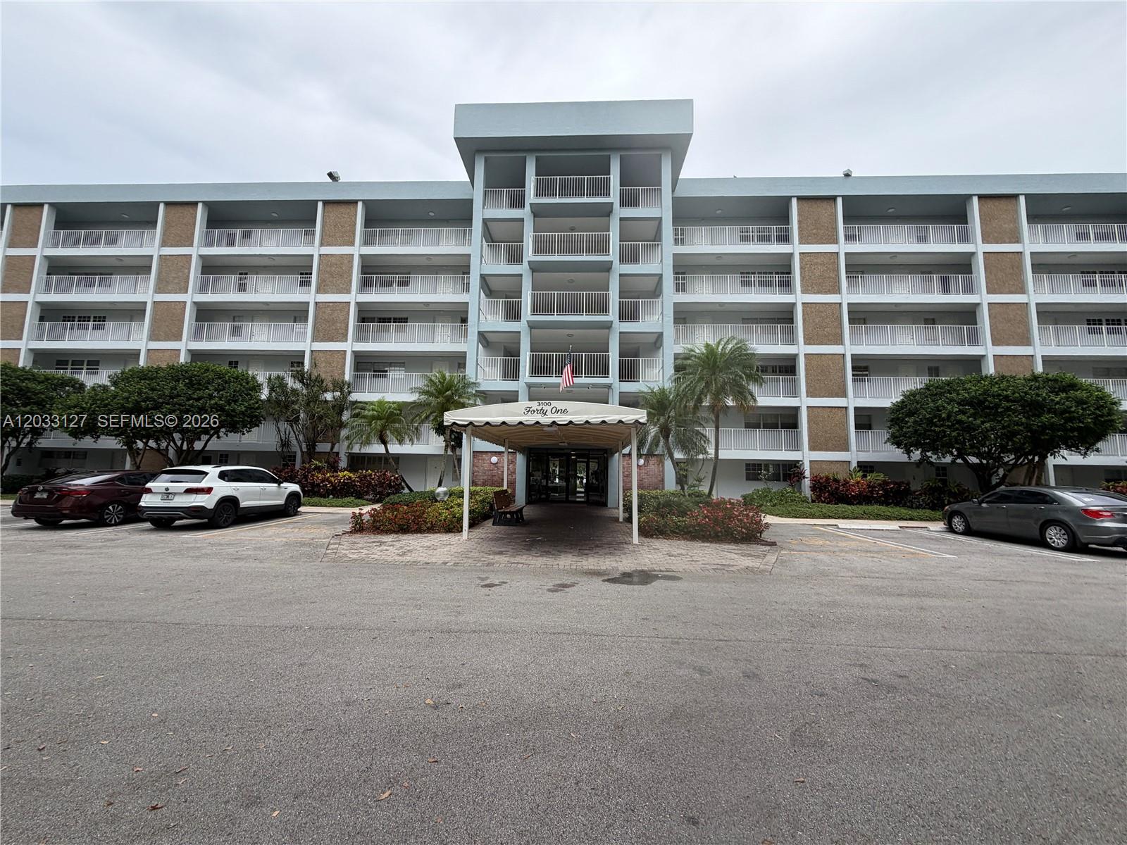 3100 N Course Ln # 208, Pompano Beach FL 33069