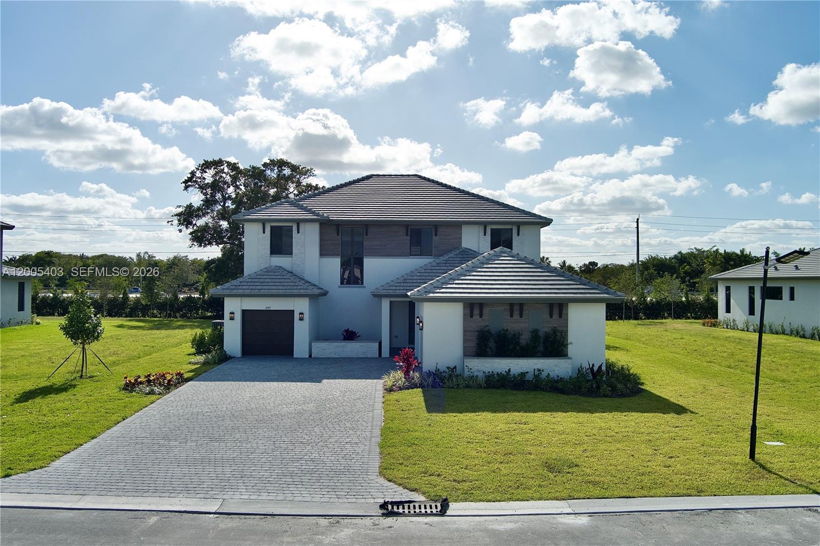 2391 SW 123rd Ter, Davie FL 33325