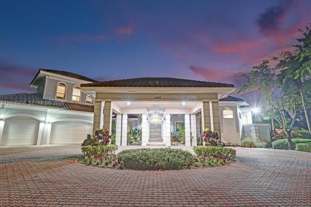 11203 NW 9th St, Plantation FL 33325