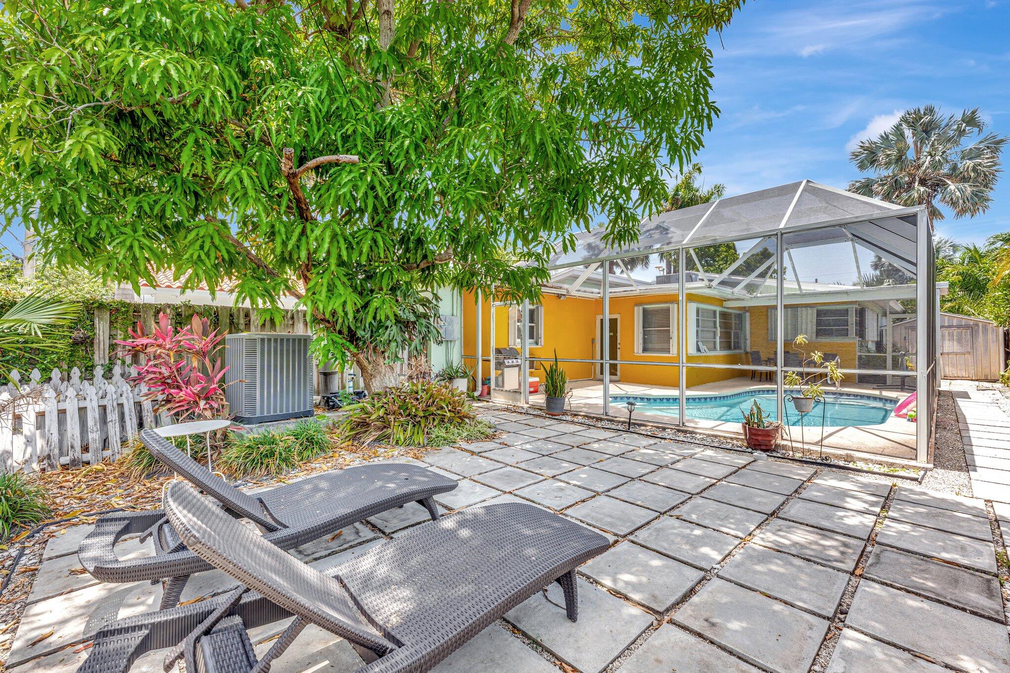 1246 Johnson Street, Hollywood FL 33019