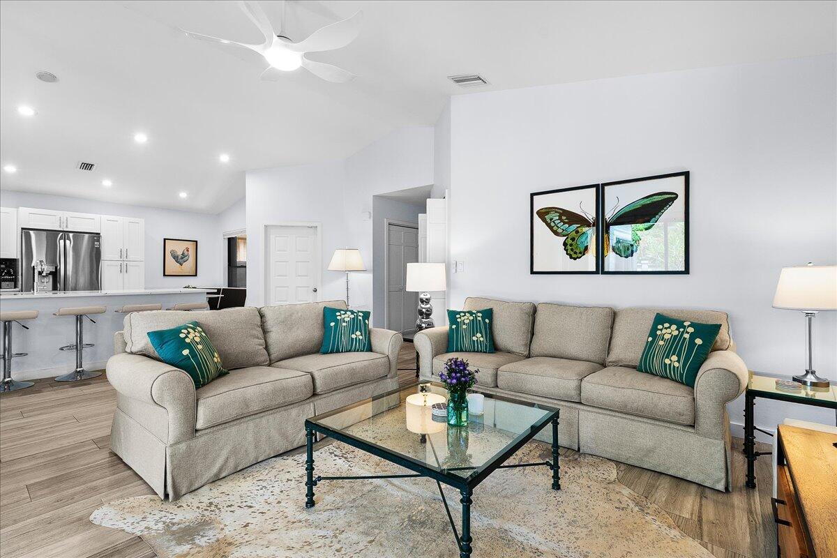 13371 Bedford Mews Court, Wellington FL 33414