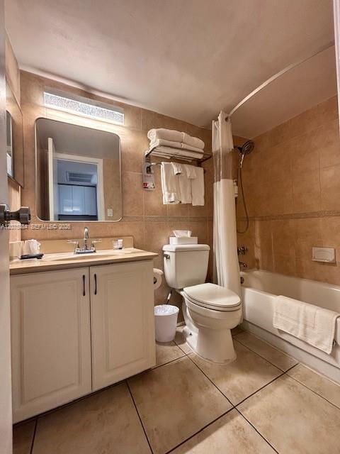 19201 Collins Ave # 303 — Photo 3