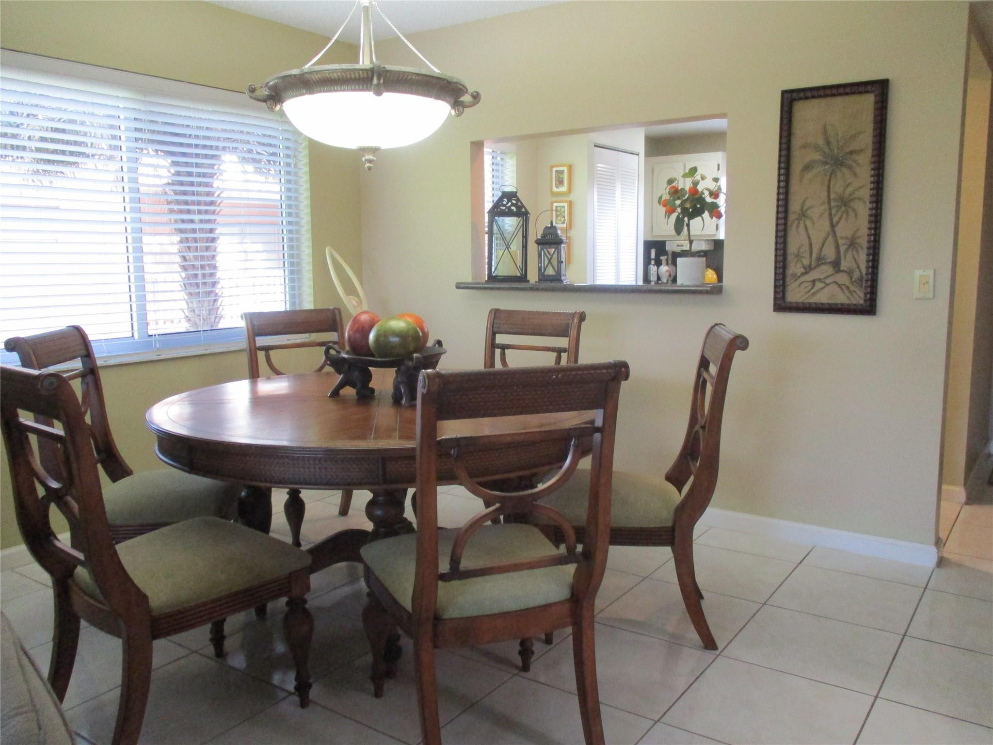 9541 Sunrise Lakes Boulevard # 210 — Photo 5