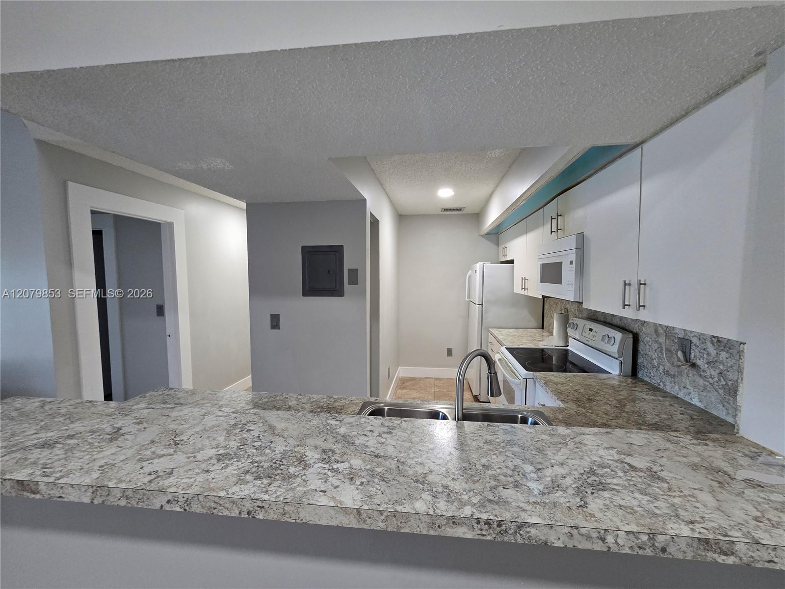18860 NW 57th Ave # 305 — Photo 5