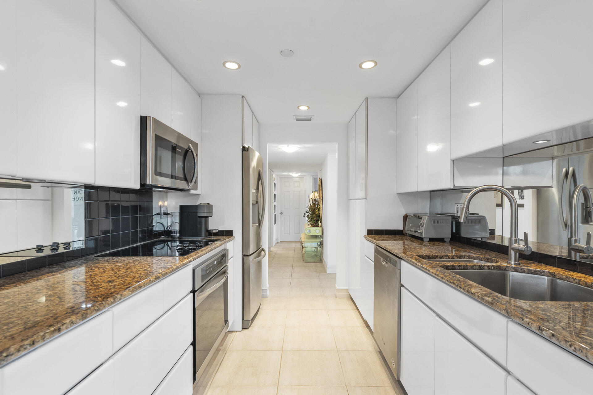 859 Jeffery Street # 401, Boca Raton FL 33487