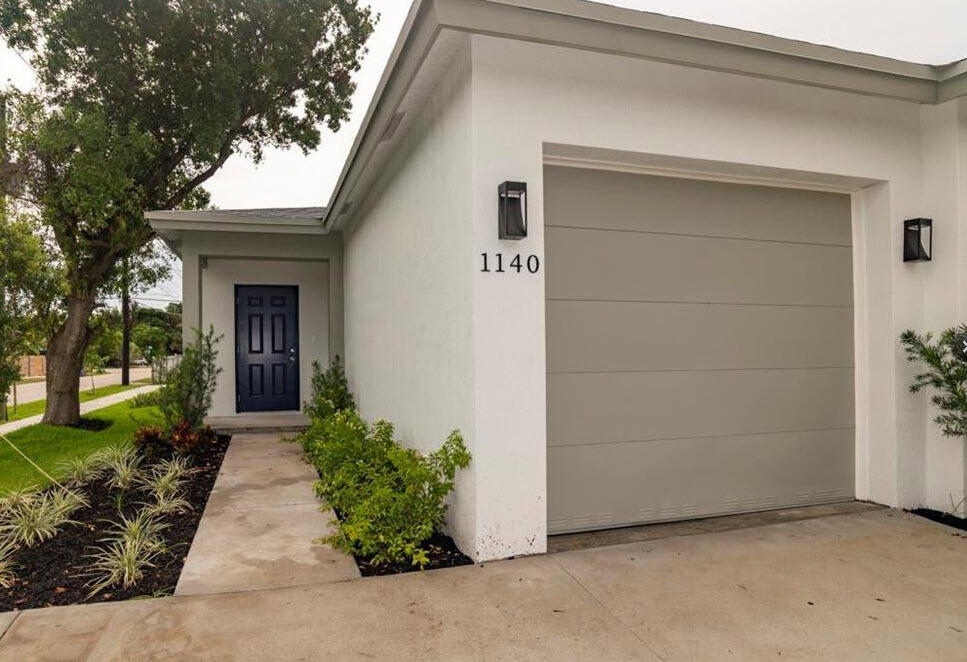 1140 NW 1st Avenue — Photo 3