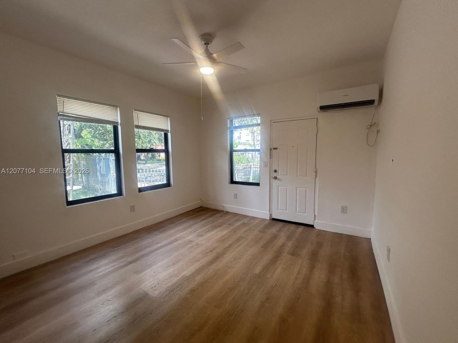 2000 Monroe St # 1 — Photo 4