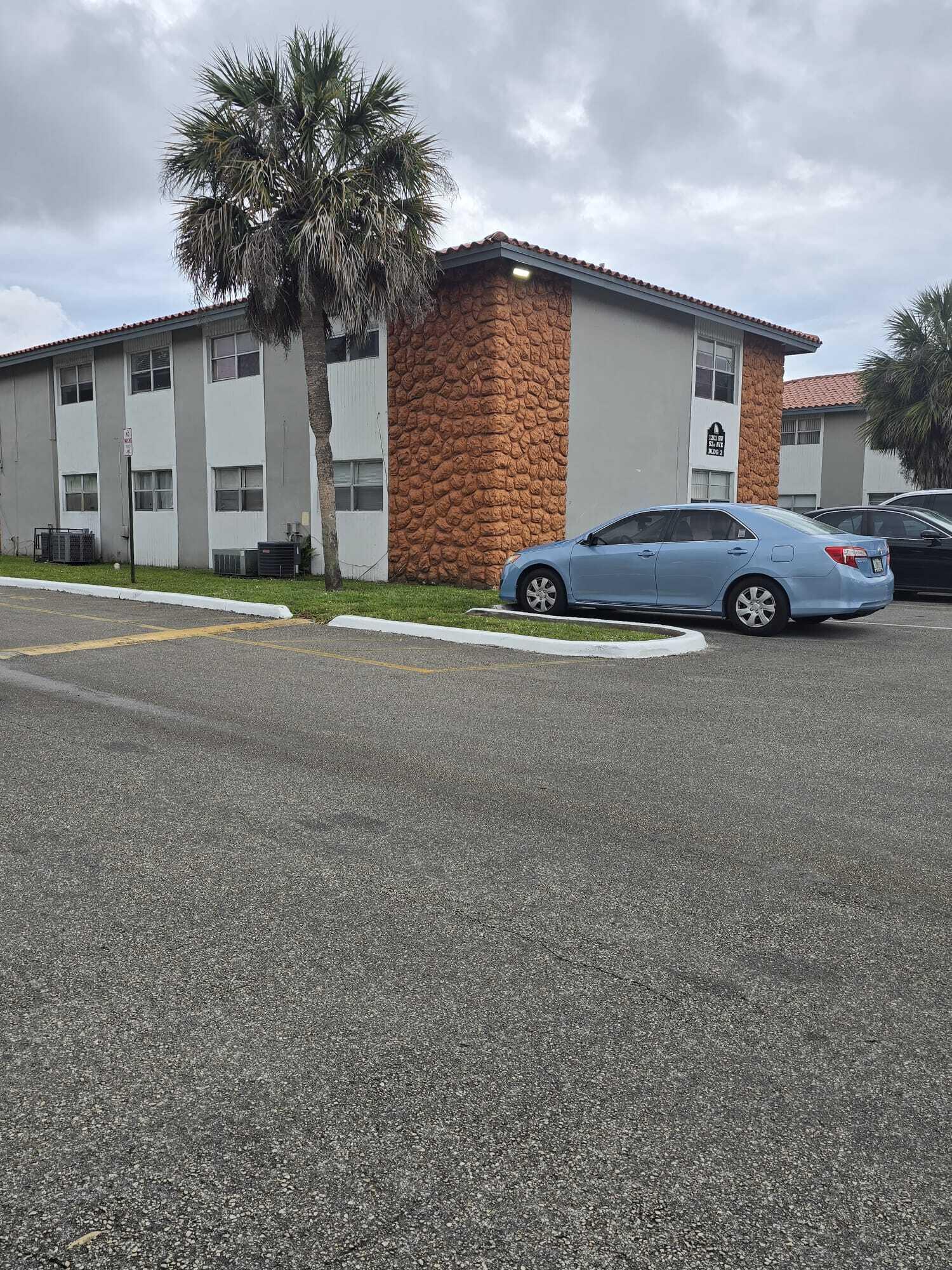 1201 SW 52nd Avenue # 2, North Lauderdale FL 33068