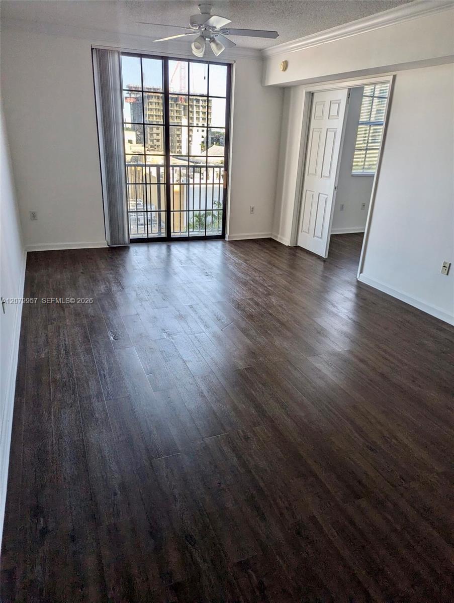 1919 Van Buren St # 721A — Photo 2